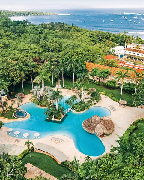 Tamarindo Diria Beach Resort