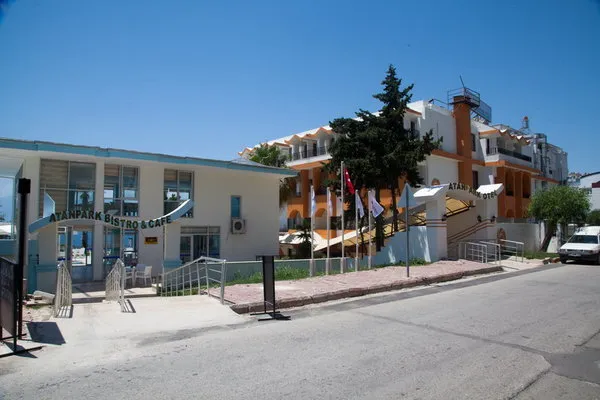 Tema 242 Hotel