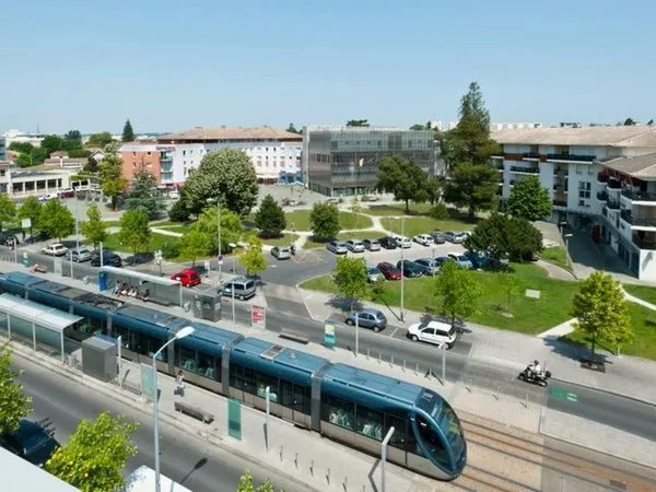 Teneo Apparthotel Talence Espeleta