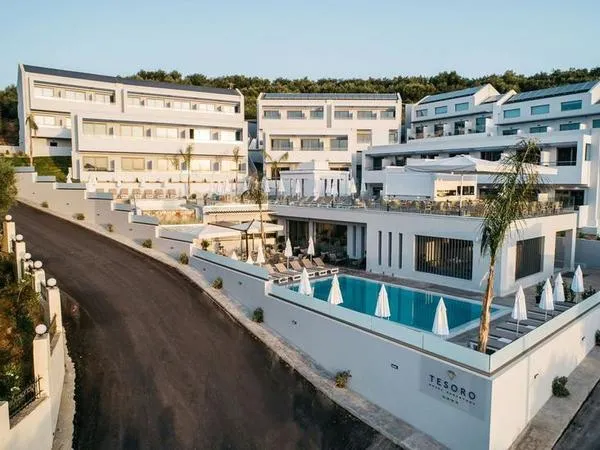 Tesoro Hotel