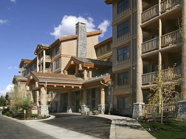 Teton Mountain Lodge & Spa