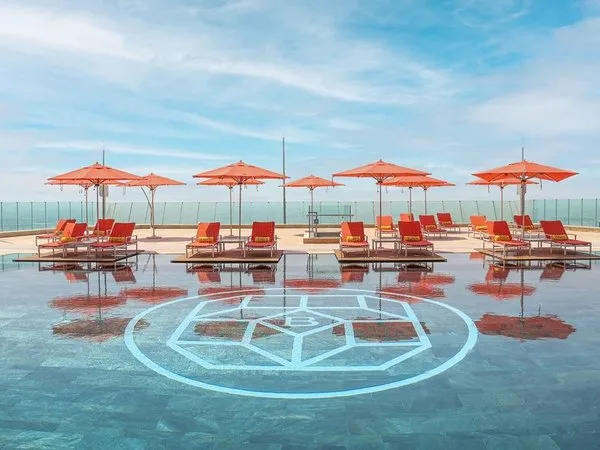 The Bentley Luxury Hotel And Suites