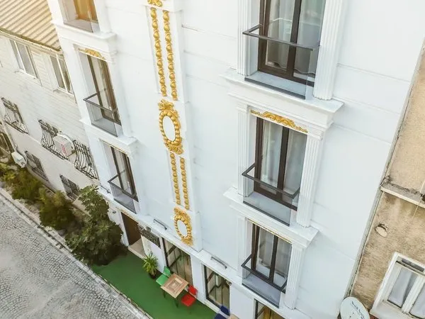 The Camelot Hotel