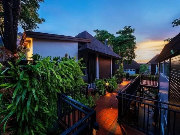 The Cliff Elegance Resort
