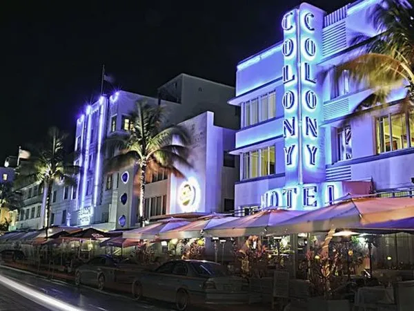 The Colony Hotel