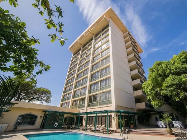 The Courtleigh Hotel & Suites