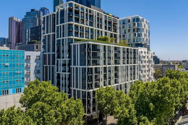 The Eminence Carlton