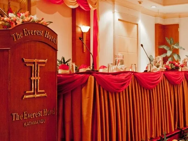 The Everest Hotel