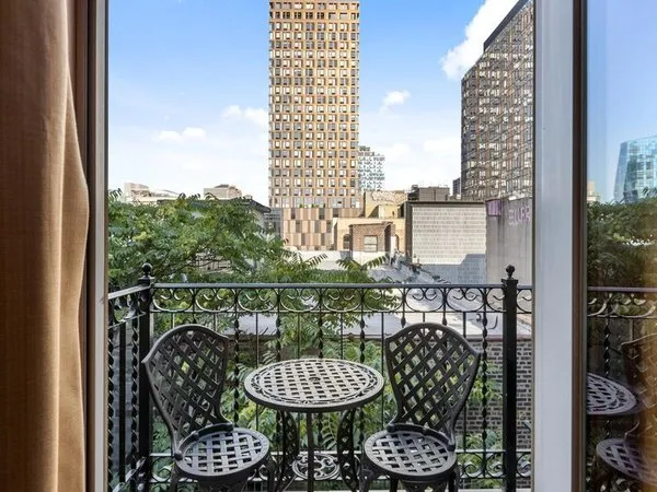 The Historic Blue Moon Hotel NYC