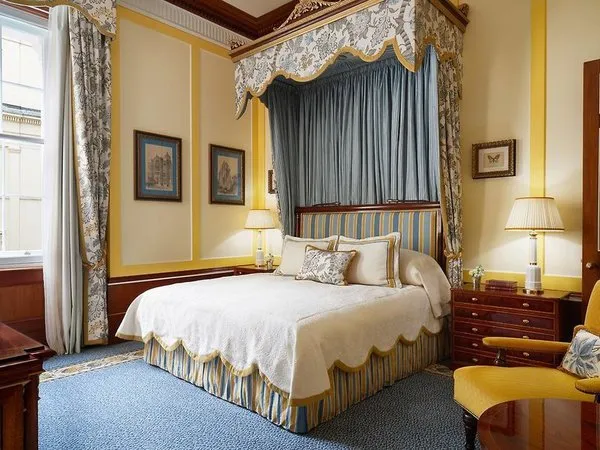 The Lanesborough
