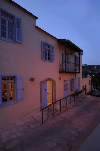 The Library Hotel & Wellness Resort