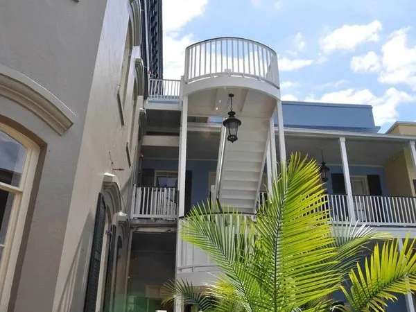 The New Orleans Courtyard Hotel