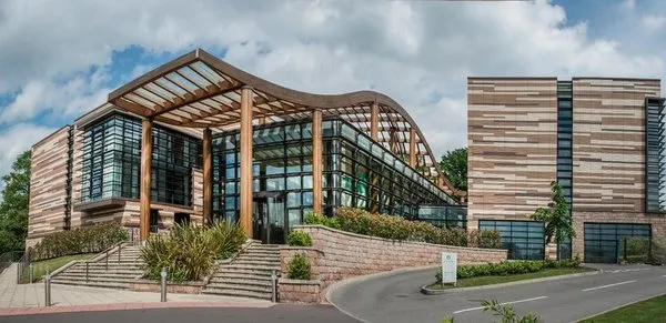 The Orchard Hotel & Restaurant