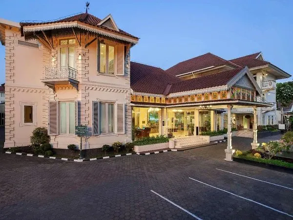 The Phoenix Hotel Yogyakarta Mgallery Collection