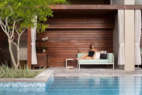 The Ritz-Carlton Residences, Waikiki Beach