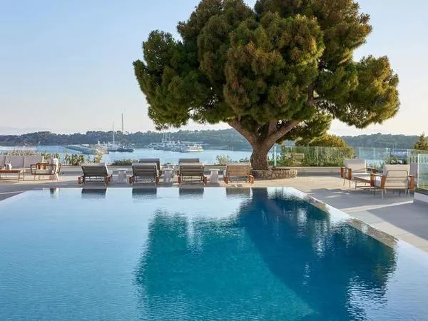 The Roc Club, A Grecotel Hotel to Live