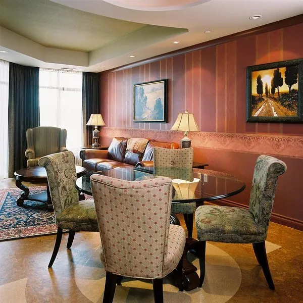 The Royal Kelowna