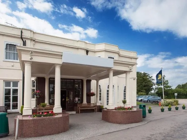 The Russ Hill Hotel