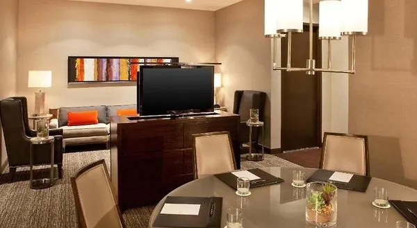 The Westin Phoenix Downtown