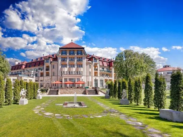 Thermia Palace Health Spa Hotel