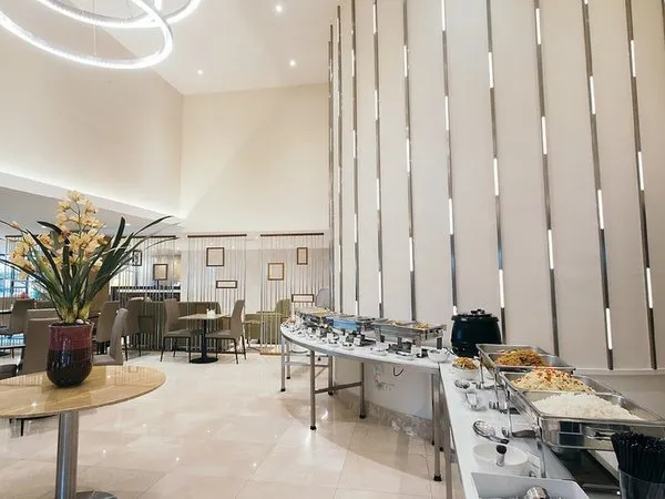 Thomson Hotel Huamark