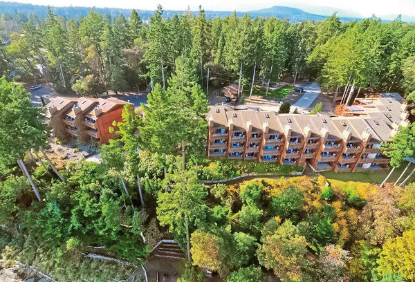 Tigh-Na-Mara Seaside Spa Resort & Conference Centre