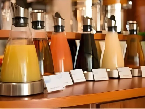 Tiptop Hotel National