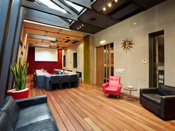 Tolarno Hotel