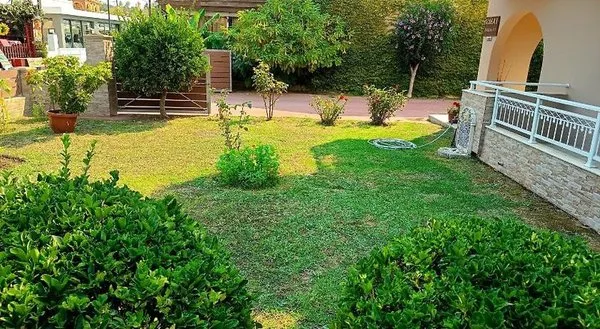 Toulas Apartments