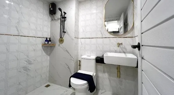 Travelier Hostel