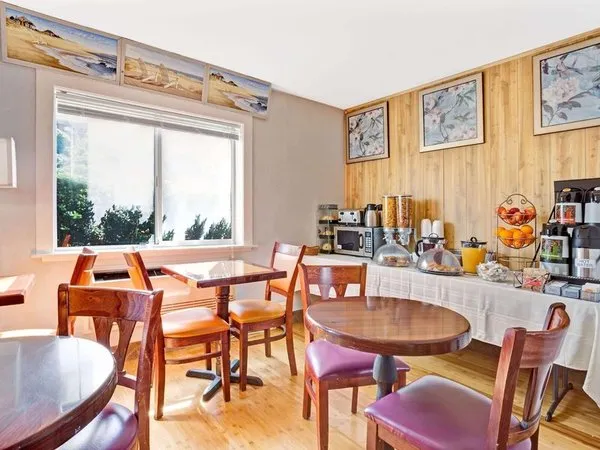 Travelodge by Wyndham Mill Valley/Sausalito