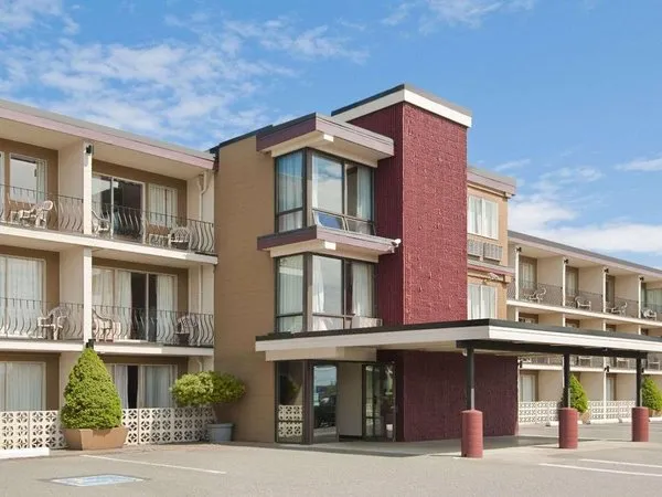 Travelodge by Wyndham Nanaimo