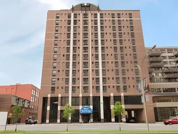 Travelodge Hotel by Wyndham Montreal Centre