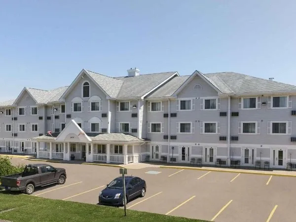 Travelodge Suites by Wyndham Moncton