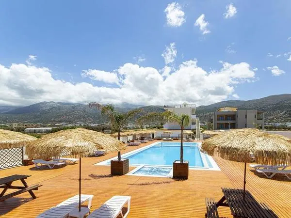 Triton Hotel