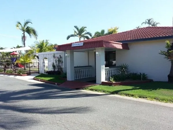 Tropic Coast Motel