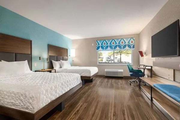 Tru by Hilton Naperville Chicago