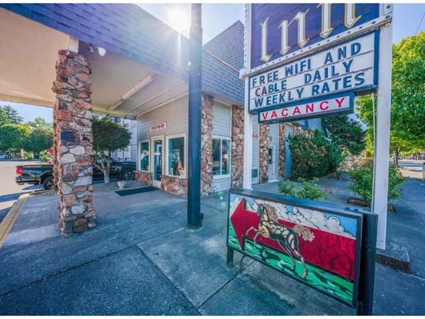 Unicorn Inn by OYO Portland