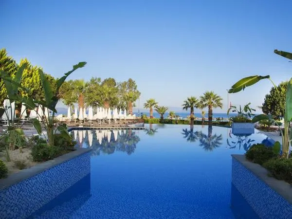 Unique Residence Hotel Golf & Spa