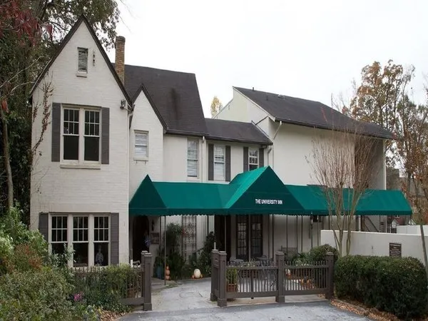 University Inn At Emory