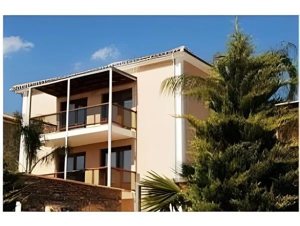 Valis Resort Hotel