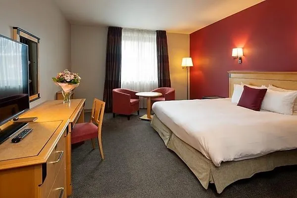 Van der Valk Hotel Waterloo