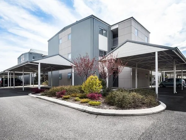 Vetroblu Airport Apartments