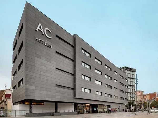 Via Sants Hotel Barcelona, Tapestry Collection by Hilton