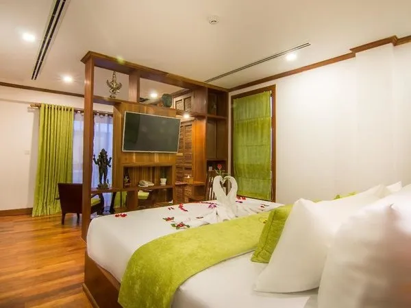 Vid Angkor Boutique