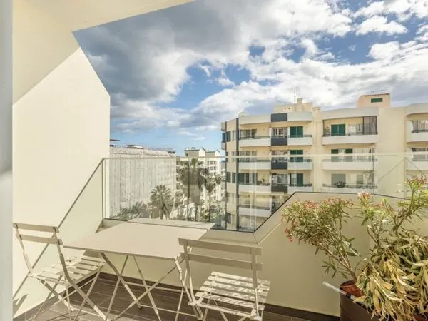 Vila Baleira Residence