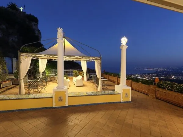 Villa Angela