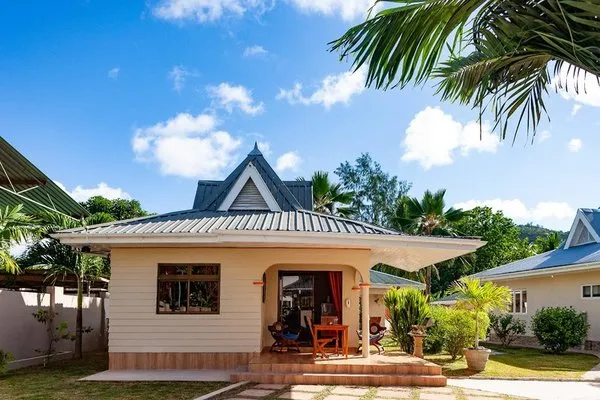 Villa Aya