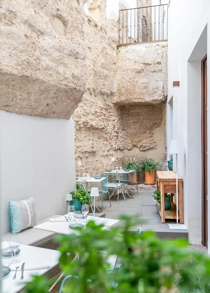 Vincci Molviedro Suites Apartments