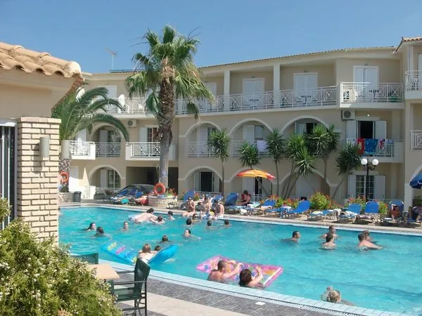 Vivian Hotel